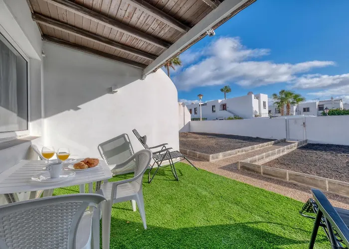 Abora - 500m To The By Lanzarote Puerto del Carmen (Lanzarote)