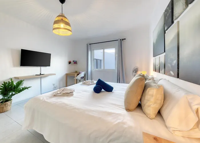 Abora - 500m To The By Lanzarote * Puerto del Carmen (Lanzarote)