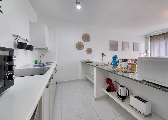 Abora - 500m To The By Lanzarote Apartamento *