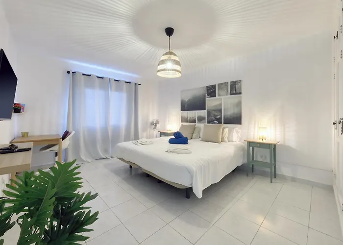 Abora - 500m To The By Lanzarote *